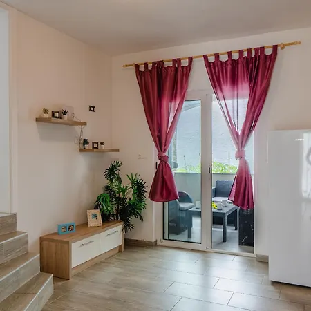 Villa Jelena Near *